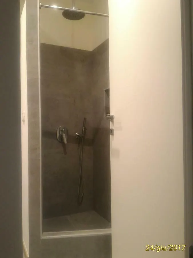 Maria Holiday Homes -Vitruvio 42 Appartamenti Mailand
