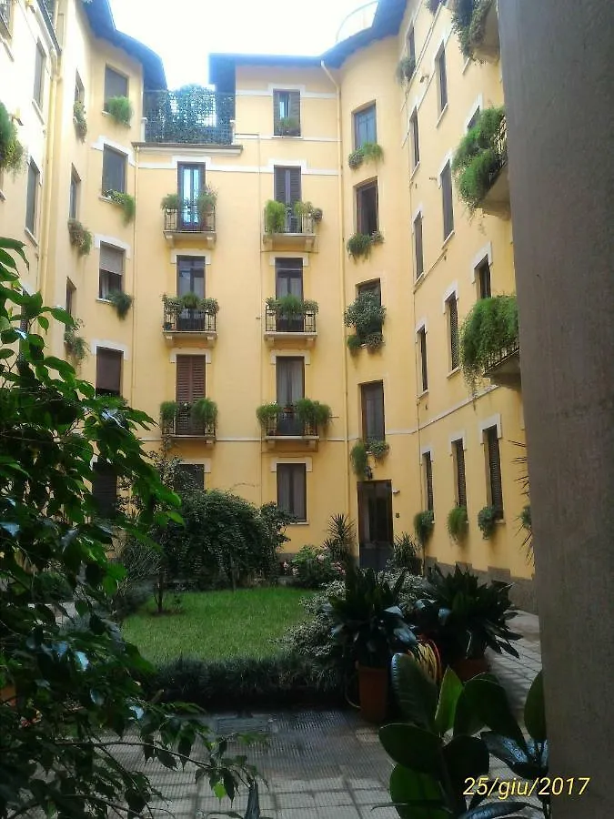 Maria Holiday Homes -Vitruvio 42 Appartamenti Mailand Italien
